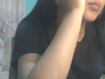 NancyRuvi  live sex cam