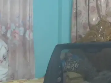 NancyRuvi  live sex cam