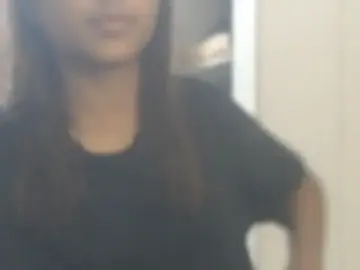 NancyRuvi  live sex cam