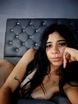 Vaness_hot  live sex cam