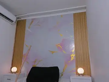 Zoe_Lennox2  live sex cam