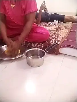 Hot-bhabhai  live sex cam