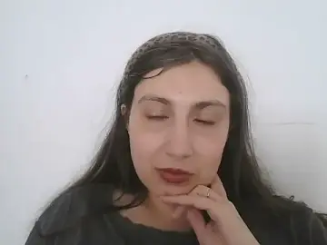 Lilia696  live sex cam