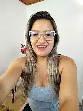 Valeriahunter1  live sex cam
