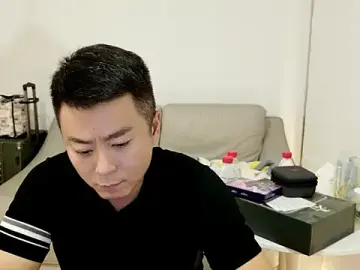 Oomph-01  live sex cam
