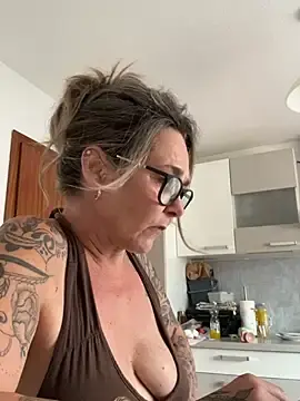 -SweetSandy-  live sex cam