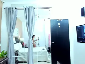 AriSweet  live sex cam