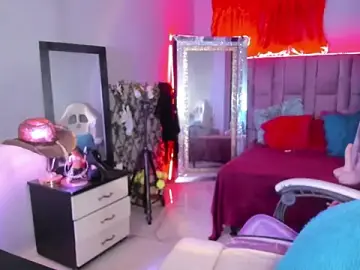 Charllote23  live sex cam