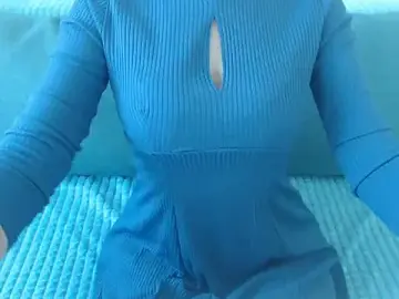 Evelyn_Fannie  live sex cam