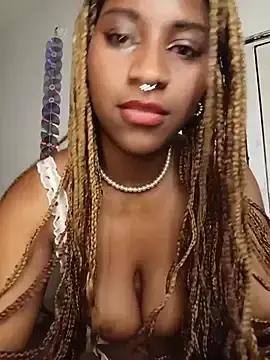 EvonyFoxxx  live sex cam