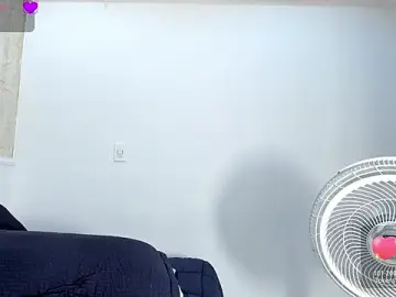 JulietaKane  live sex cam