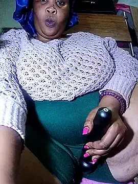 OCEANSQUITERXXX  live sex cam