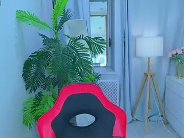 Oksi_Koxy  live sex cam