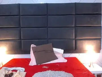 TaraBlack  live sex cam