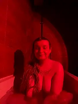 Honeyblisskiss  live sex cam