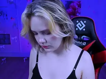 Madeline_doll  live sex cam