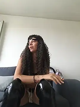 Charlize29  live sex cam