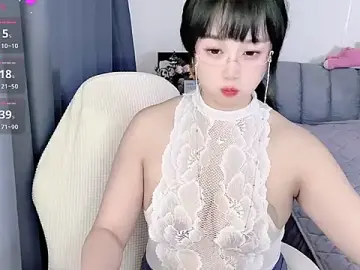 ZeroHer0  live sex cam