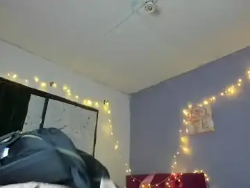Emily_stars1  live sex cam