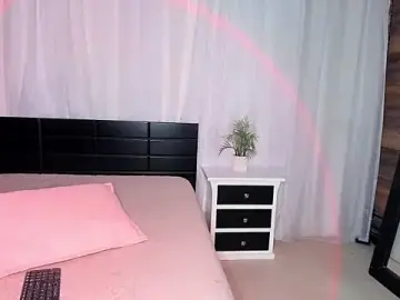 EvaSoto  live sex cam