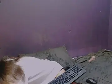 Indianteezerr  live sex cam