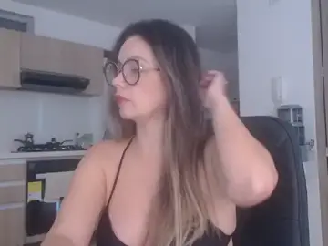 LovePaula  live sex cam