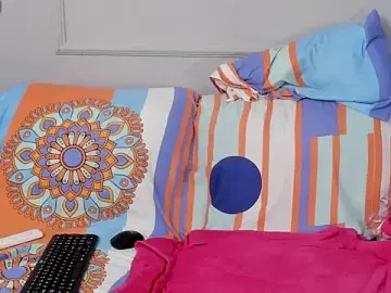 Sirenyrouss  live sex cam