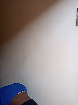 Swirly_blac  live sex cam