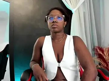 Connywellss  live sex cam