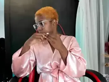 Connywellss  live sex cam