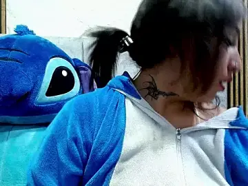 Iam_kinky  live sex cam