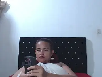 Isabella_dirty69  live sex cam