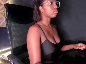 Nilosolem  live sex cam