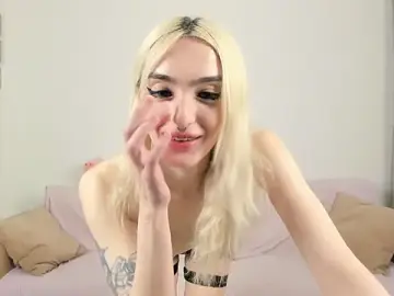Succubantra  live sex cam