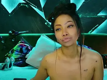 ElyaQuinn  live sex cam