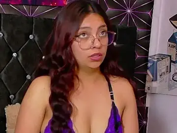KimLux  live sex cam