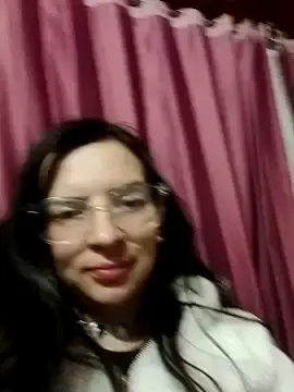 Magu_ii  live sex cam