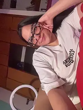 Alilith  live sex cam