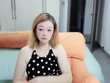 Buding112  live sex cam