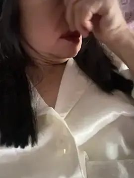 Woman_rose  live sex cam