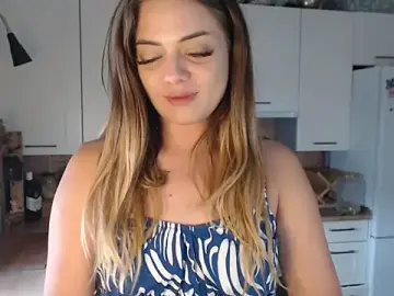 BuffyxLUST  live sex cam