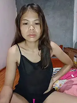 Ella_sayieee-squirter  live sex cam