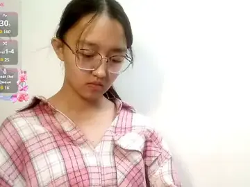 LinaClous  live sex cam