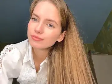 MalenaMonts  live sex cam