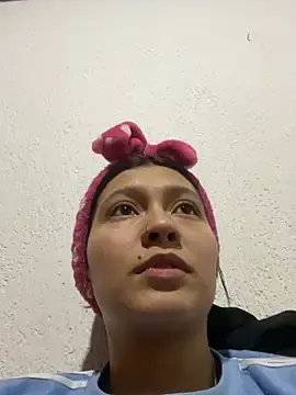 MiaFox_03  live sex cam