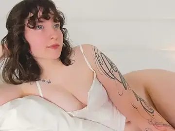 MoonAngelic  live sex cam