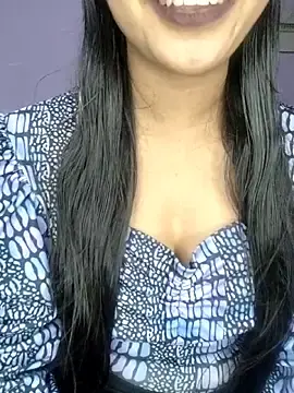 Sania70  live sex cam