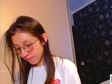 Sophi_Cute  live sex cam