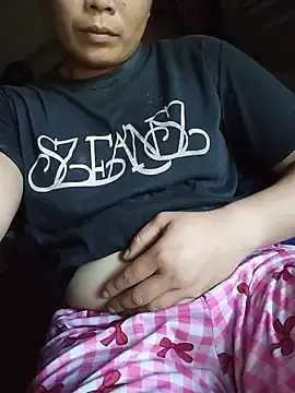 Ice1-2e  live sex cam