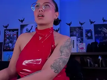 Lilith-deveraux  live sex cam